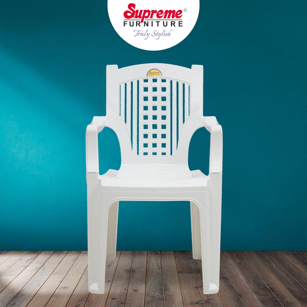 SUPREME VICTORIA MILKY WHITE